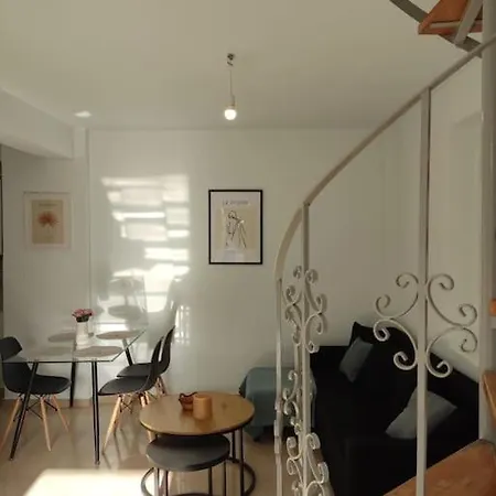 Apartment Montnoir Mavrovoúnion